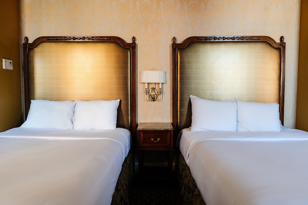 The Lafayette New Orleans By Kasa Living — Hotel rooms in New Orleans, Louisiana