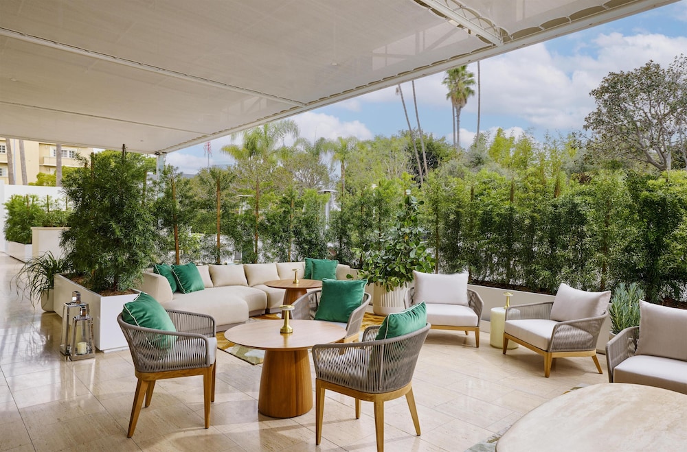 Cameo Beverly Hills, LXR Hotels & Resorts — Restaurant & bars in Los Angeles, California