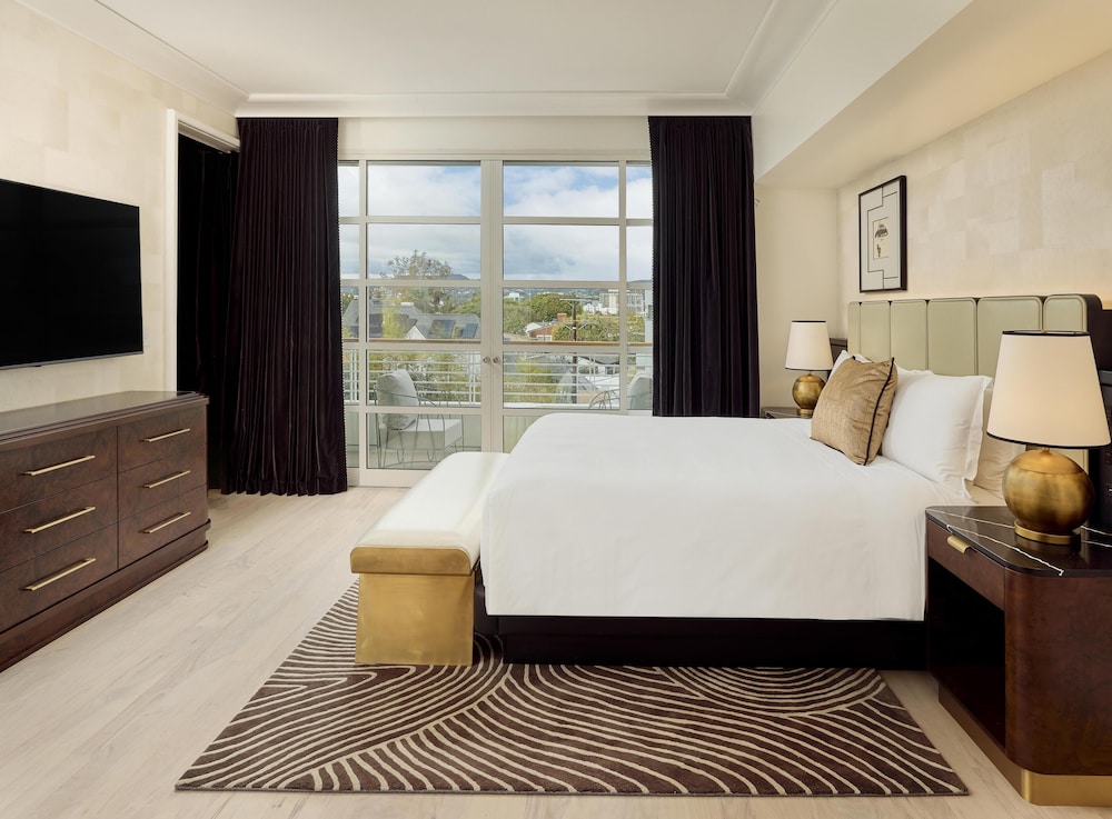Cameo Beverly Hills, LXR Hotels & Resorts — Hotel rooms in Los Angeles, California