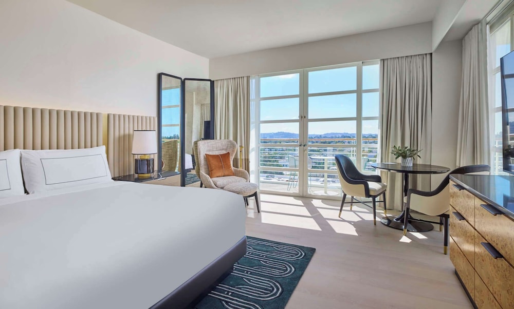 Cameo Beverly Hills, LXR Hotels & Resorts — Hotel rooms in Los Angeles, California