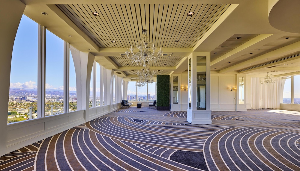 Cameo Beverly Hills, LXR Hotels & Resorts — Restaurant & bars in Los Angeles, California
