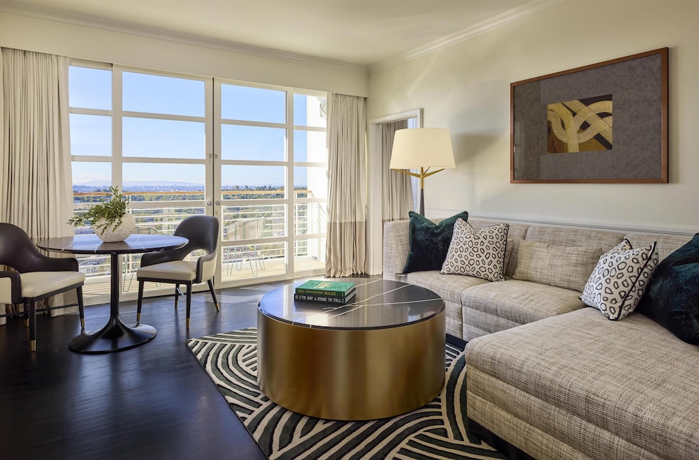 Cameo Beverly Hills, LXR Hotels & Resorts — Hotel rooms in Los Angeles, California