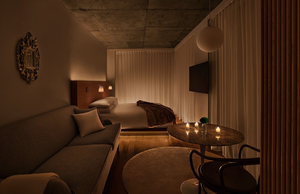 PUBLIC, an Ian Schrager hotel — Hotel rooms in New York City, New York State