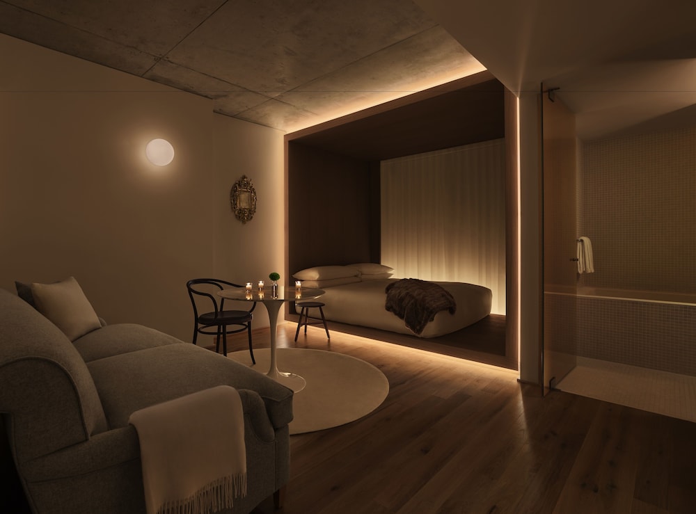 PUBLIC, an Ian Schrager hotel — Hotel rooms in New York City, New York State