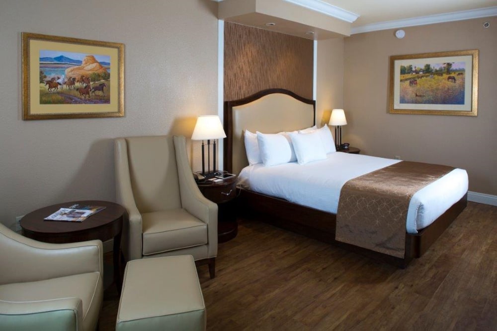 South Point Hotel, Casino, and Spa — Hotel rooms in Las Vegas, Nevada