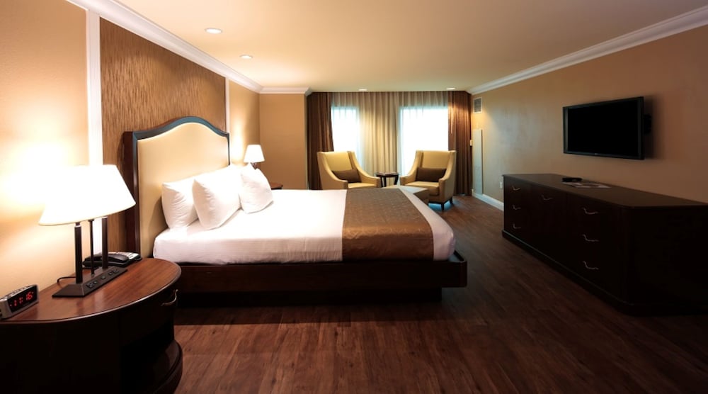 South Point Hotel, Casino, and Spa — Hotel rooms in Las Vegas, Nevada