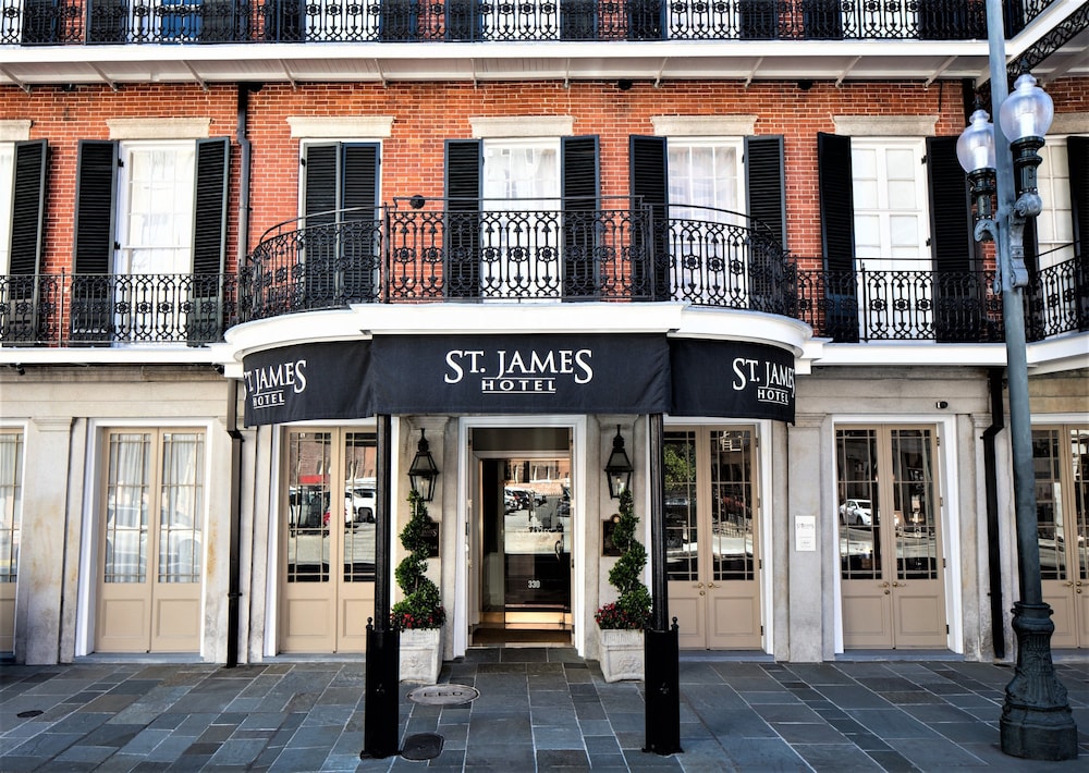 voco St. James Hotel by IHG — Hotel building in New Orleans, Louisiana
