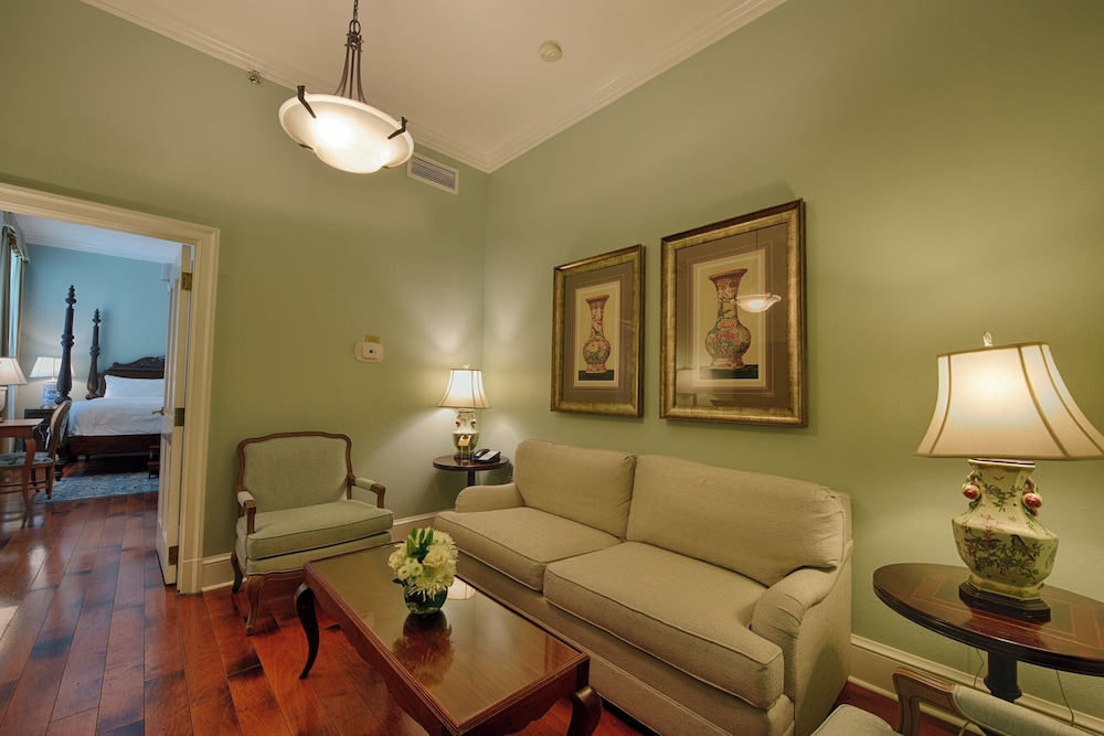 voco St. James Hotel by IHG — Hotel rooms in New Orleans, Louisiana