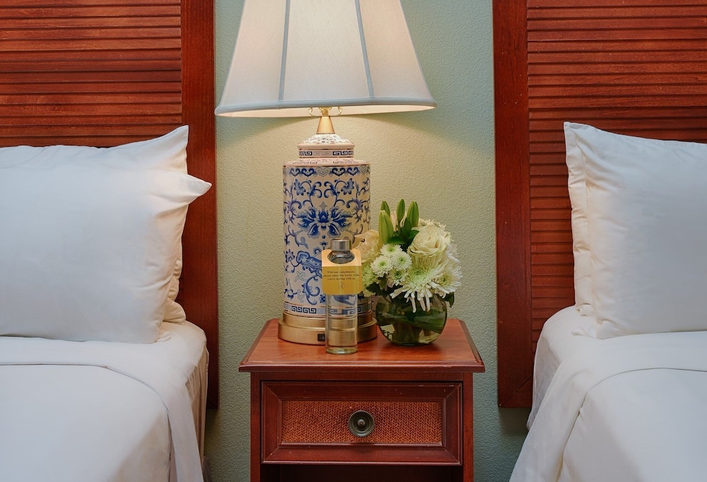 voco St. James Hotel by IHG — Hotel rooms in New Orleans, Louisiana