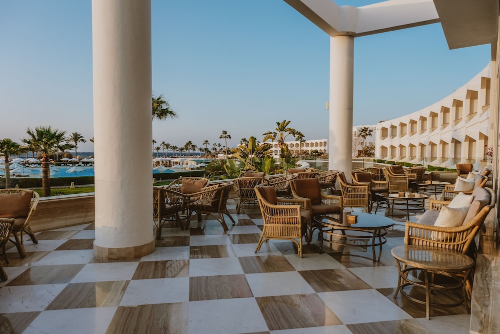 Baron Resort Sharm El Sheikh — Restaurant & bars in Sharm El Sheikh, Red Sea
