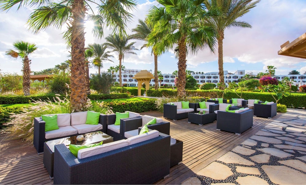Baron Resort Sharm El Sheikh — Restaurant & bars in Sharm El Sheikh, Red Sea