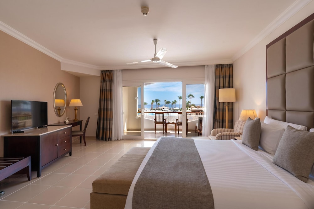 Baron Resort Sharm El Sheikh — Hotel rooms in Sharm El Sheikh, Red Sea
