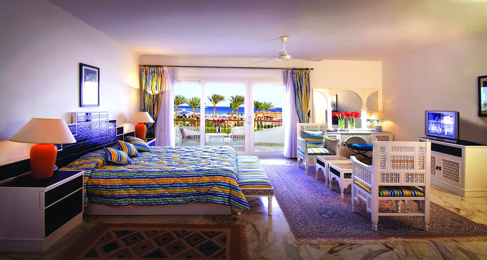 Baron Resort Sharm El Sheikh — Hotel rooms in Sharm El Sheikh, Red Sea