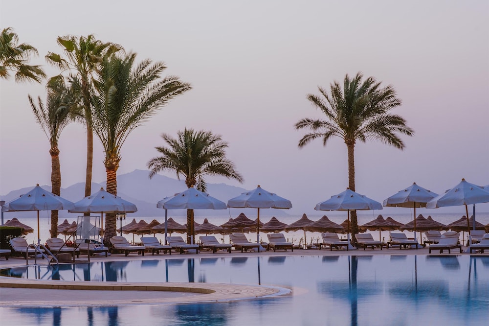 Baron Resort Sharm El Sheikh — Swimming pool in Sharm El Sheikh, Red Sea