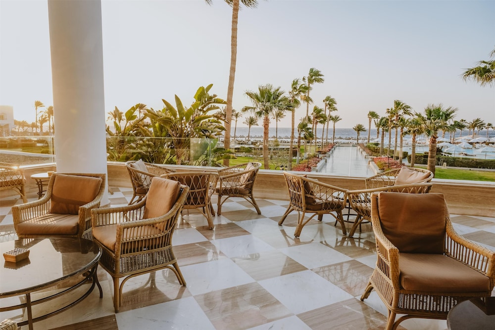 Baron Resort Sharm El Sheikh — Restaurant & bars in Sharm El Sheikh, Red Sea