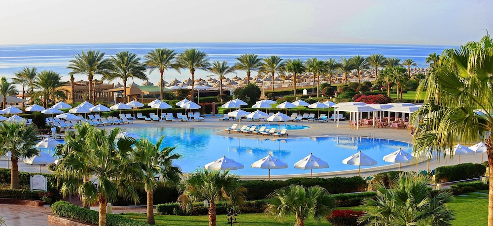 Baron Resort Sharm El Sheikh — Swimming pool in Sharm El Sheikh, Red Sea