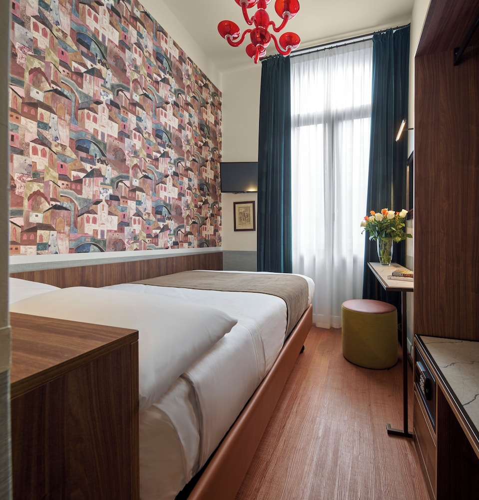 Unahotels Ala Venezia - Adults Only — Hotel rooms in Venice, Veneto