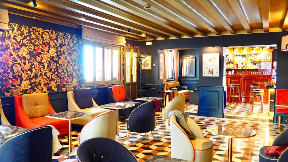 Unahotels Ala Venezia - Adults Only — Restaurant & bars in Venice, Veneto