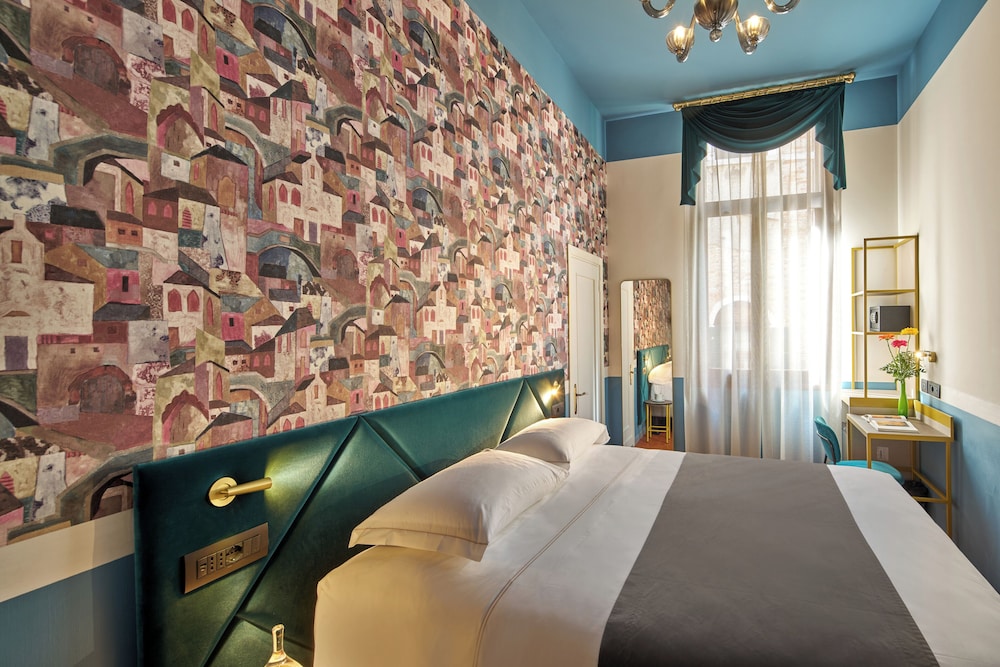 Unahotels Ala Venezia - Adults Only — Hotel rooms in Venice, Veneto