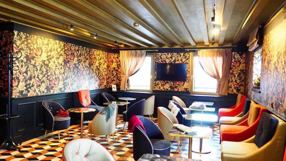 Unahotels Ala Venezia - Adults Only — Restaurant & bars in Venice, Veneto