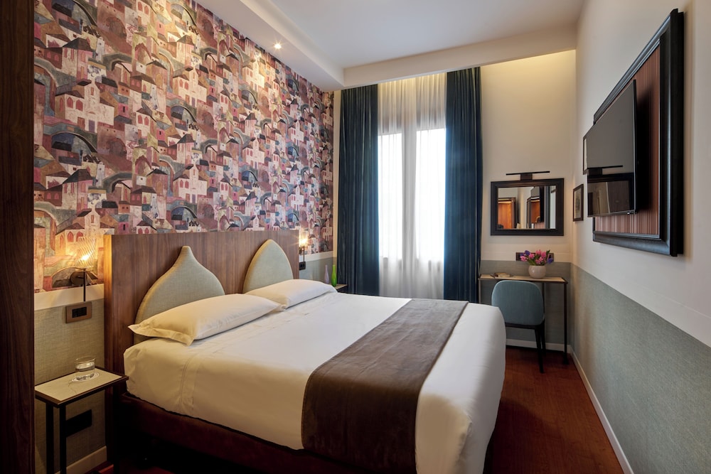 Unahotels Ala Venezia - Adults Only — Hotel rooms in Venice, Veneto