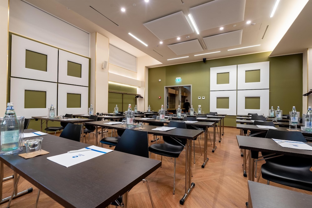 Best Western Hotel Madison — Restaurant & bars in Milan, Lombardy