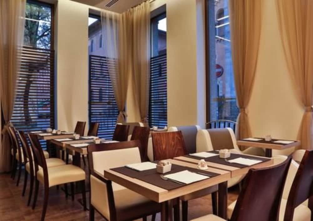 Best Western Hotel Madison — Restaurant & bars in Milan, Lombardy