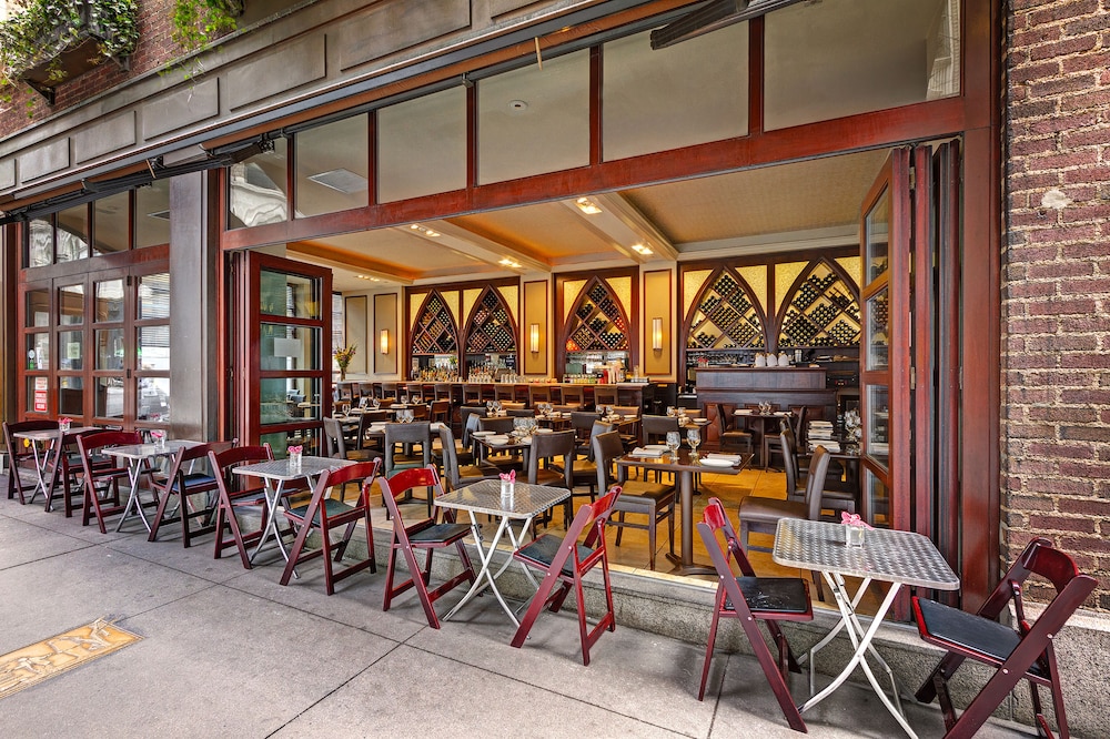 Library Hotel by Library Hotel Collection — Restaurant & bars in New York City, New York State