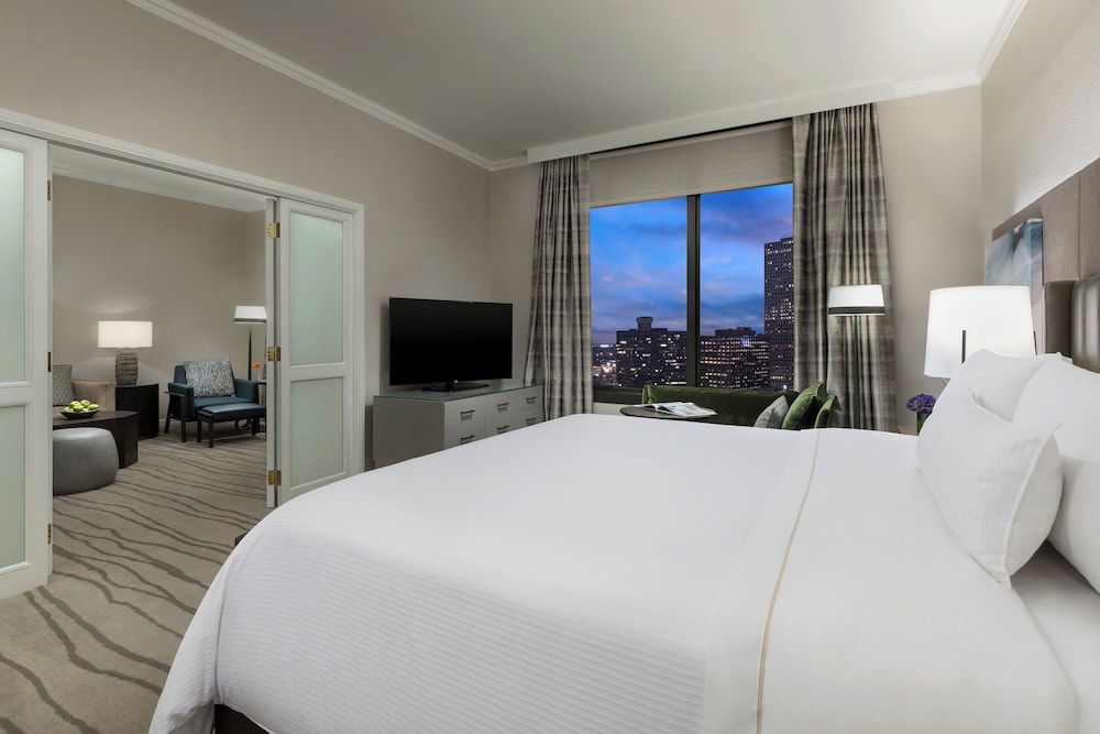 The Westin New Orleans — Hotel rooms in New Orleans, Louisiana