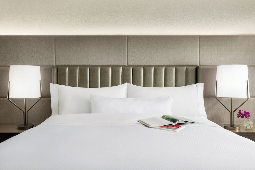 The Westin New Orleans — Hotel rooms in New Orleans, Louisiana