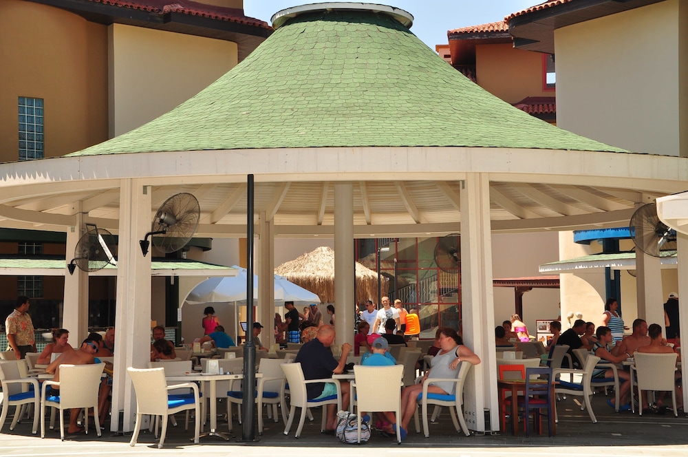 Club Grand Side Amazon Water World - All Inclusive — Restaurant & bars in Side