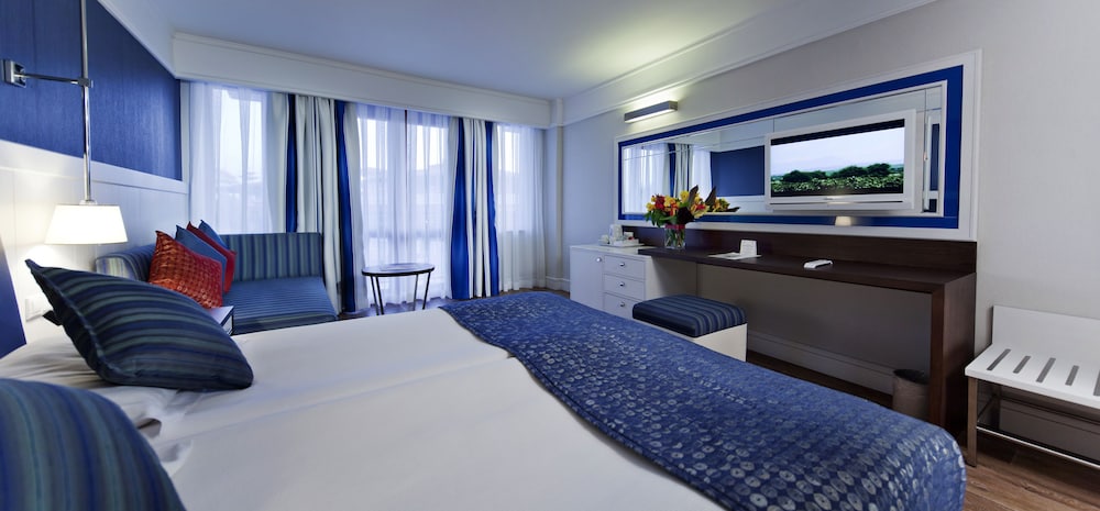 Club Grand Side Amazon Water World - All Inclusive — Hotel rooms in Side