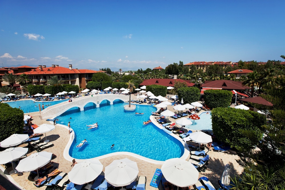 Club Grand Side Amazon Water World - All Inclusive — Swimming pool in Side