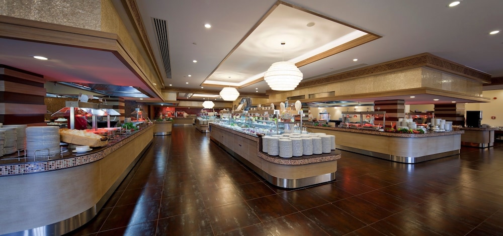 Club Grand Side Amazon Water World - All Inclusive — Restaurant & bars in Side