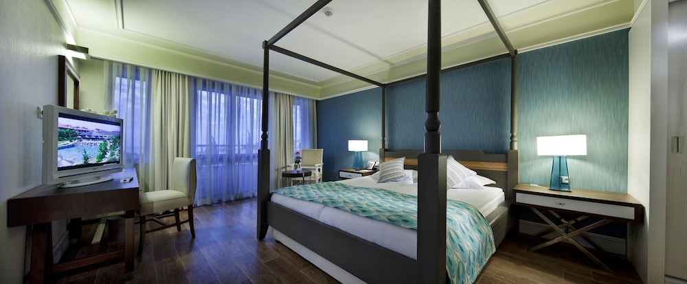 Club Grand Side Amazon Water World - All Inclusive — Hotel rooms in Side