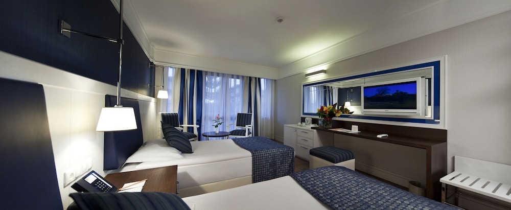 Club Grand Side Amazon Water World - All Inclusive — Hotel rooms in Side