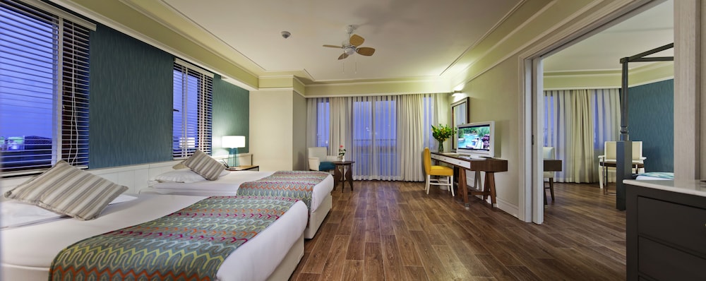 Club Grand Side Amazon Water World - All Inclusive — Hotel rooms in Side