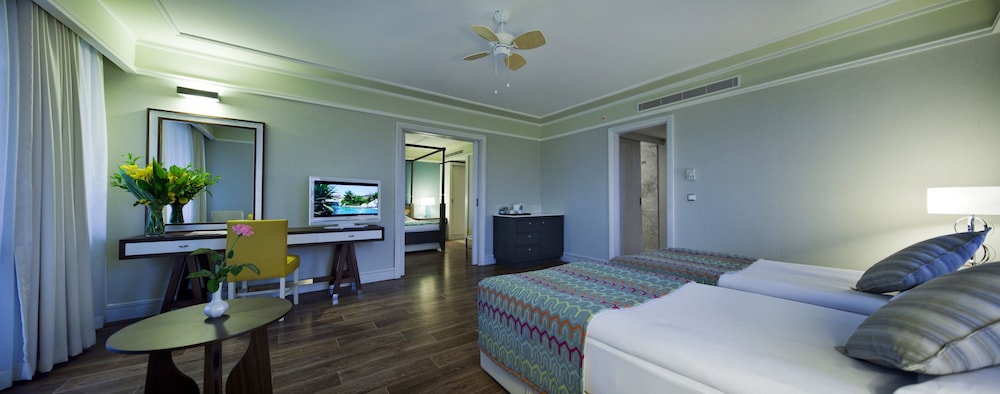 Club Grand Side Amazon Water World - All Inclusive — Hotel rooms in Side