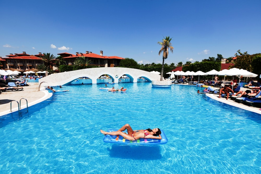 Club Grand Side Amazon Water World - All Inclusive — Swimming pool in Side