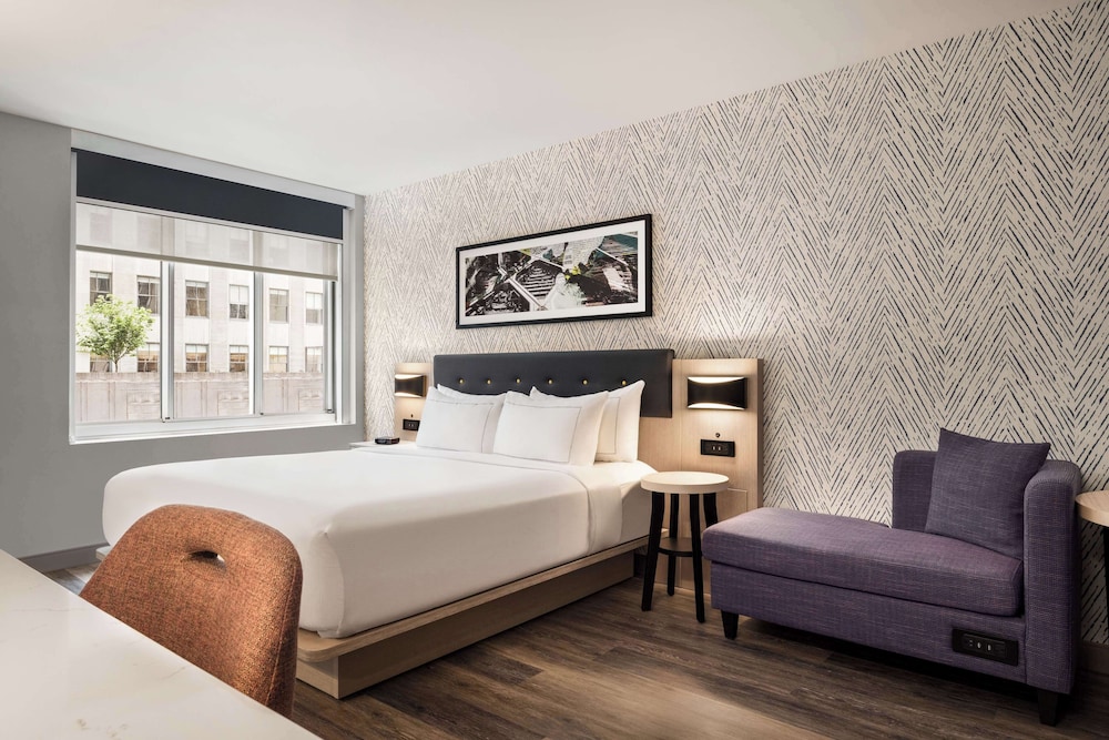 DoubleTree by Hilton New York Midtown Fifth Ave — Hotel rooms in New York City, New York State