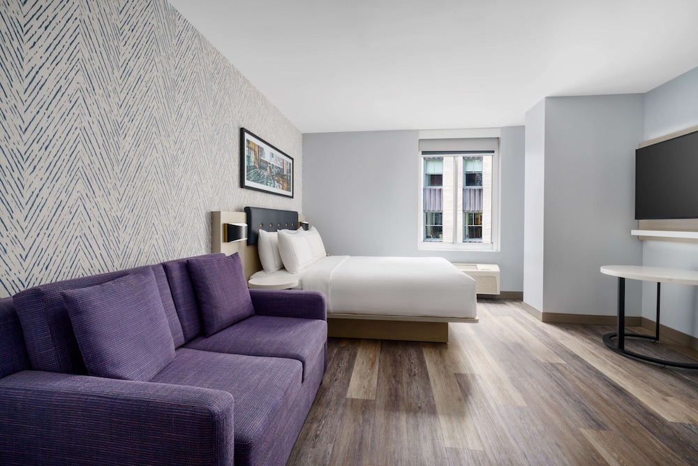 DoubleTree by Hilton New York Midtown Fifth Ave — Hotel rooms in New York City, New York State