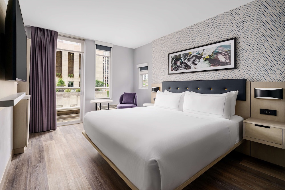 DoubleTree by Hilton New York Midtown Fifth Ave — Hotel rooms in New York City, New York State