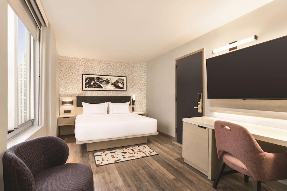 DoubleTree by Hilton New York Midtown Fifth Ave — Hotel rooms in New York City, New York State
