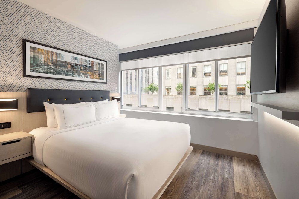 DoubleTree by Hilton New York Midtown Fifth Ave — Hotel rooms in New York City, New York State