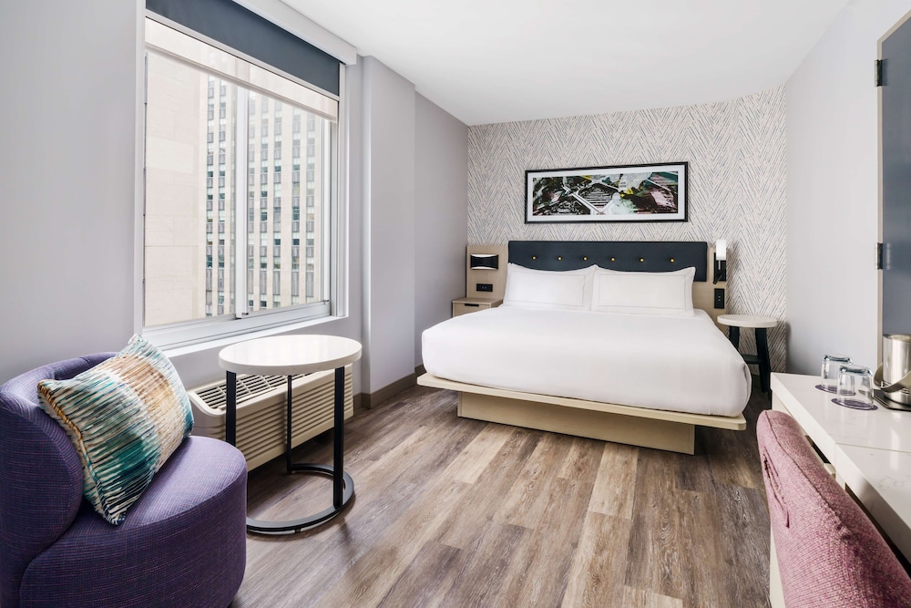 DoubleTree by Hilton New York Midtown Fifth Ave — Hotel rooms in New York City, New York State