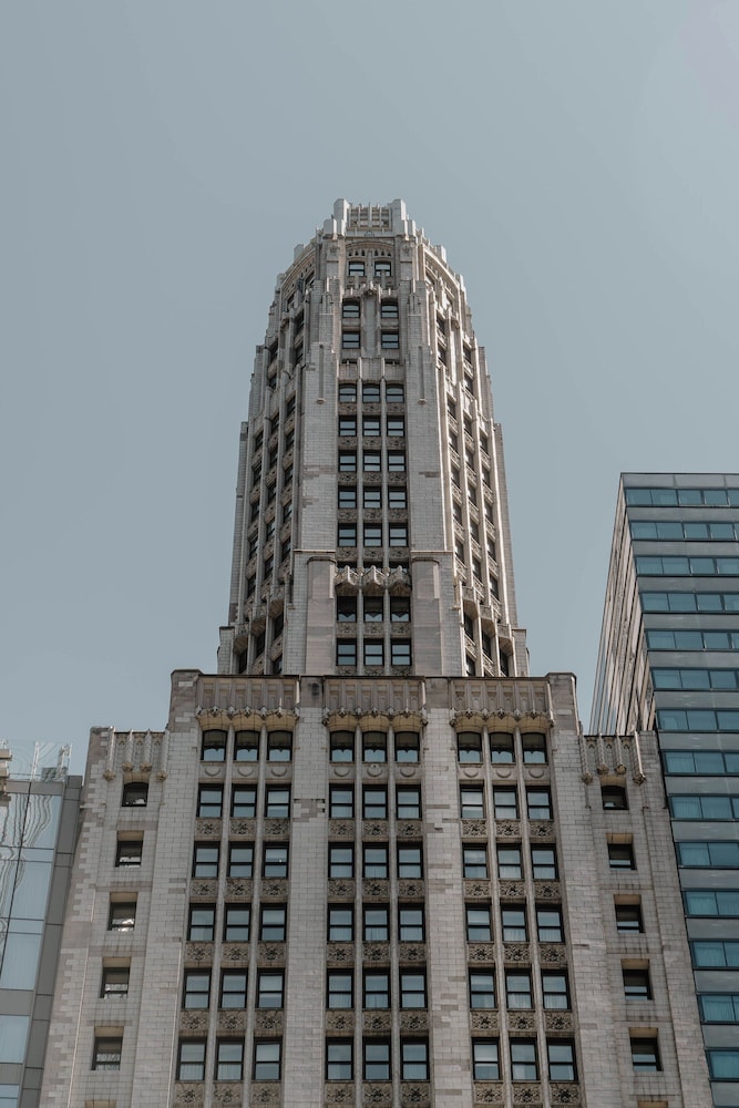 Club Quarters Hotel Wacker at Michigan, Chicago — Hotel building in Chicago, Illinois