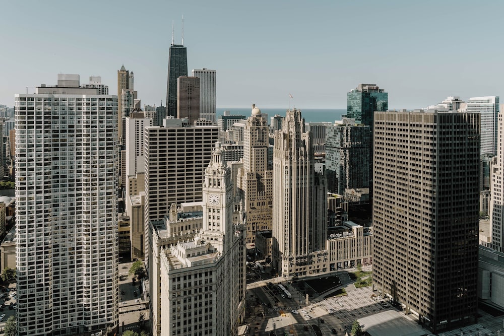 Club Quarters Hotel Wacker at Michigan, Chicago — Attractions in the area in Chicago, Illinois