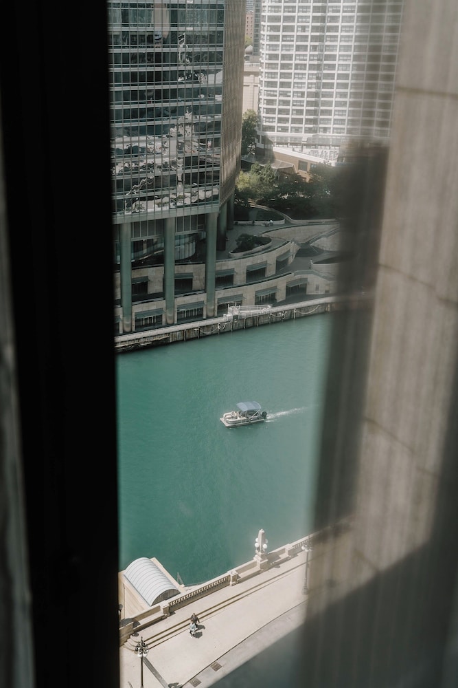 Club Quarters Hotel Wacker at Michigan, Chicago — Attractions in the area in Chicago, Illinois