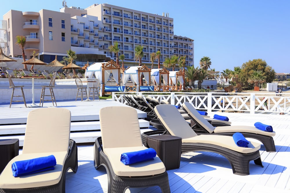 Design Plus Seya Beach Hotel - zdjęcie 5