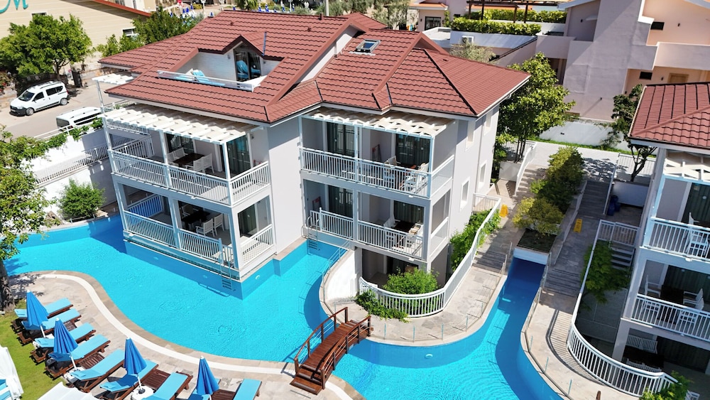 Mozaik Swim Up Hotel and Apartments — Hotel building in Fethiye, Mugla